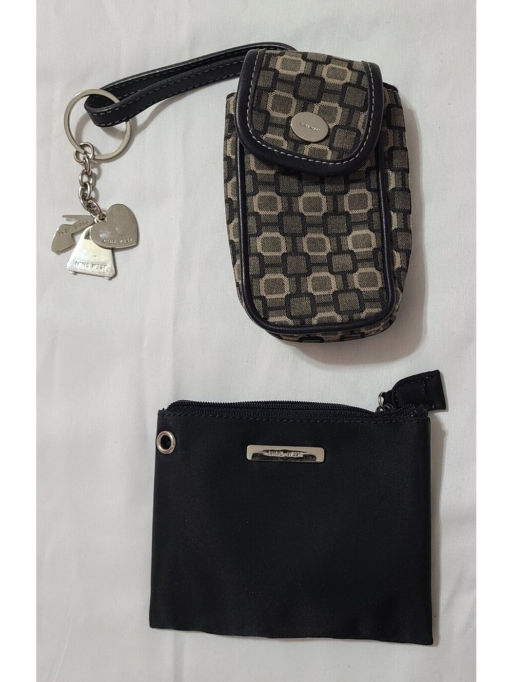 2pc Vtg Nine West Cell Phone Wristlet Keychain & Coin Purse Geometric Black GUC